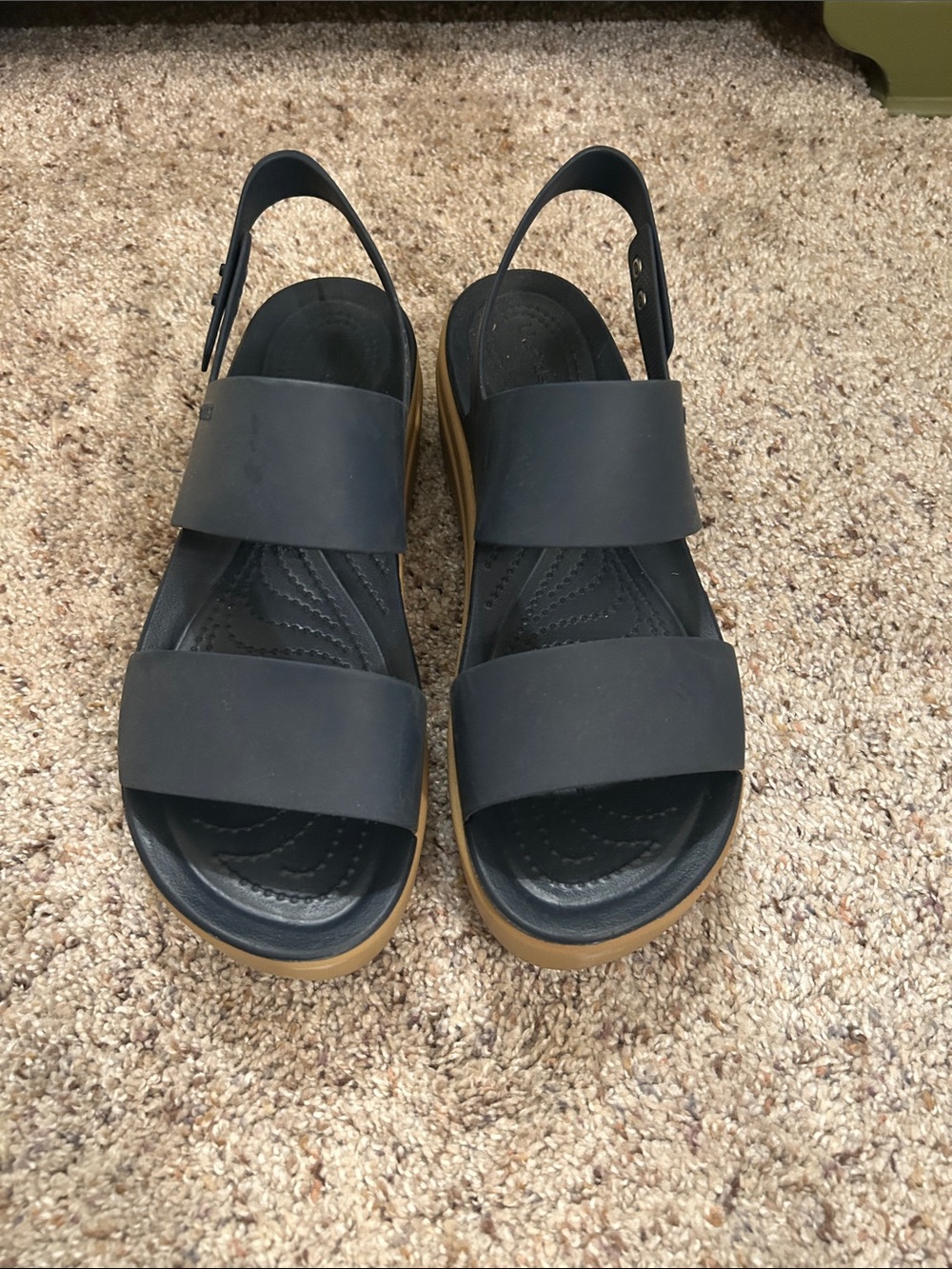 CROCS Platform Sandals